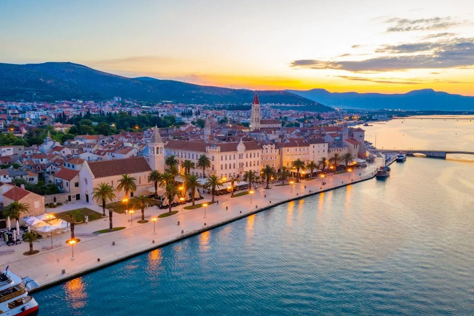 Luxury Villa Jakov With Pool Trogir 0*,  Chorvatsko